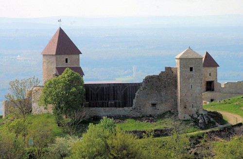 CHâTEAU DE CHEVREAUX